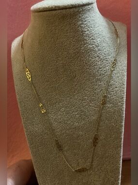 Vintage:UniqueInfinity link station 14k.very Dainty, delicate,light weight chain